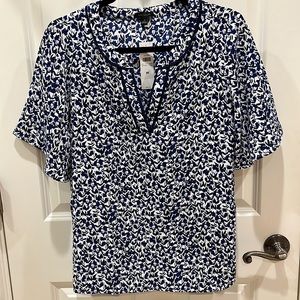 NWT Ann Taylor Floral Tipped Split Neck Tee